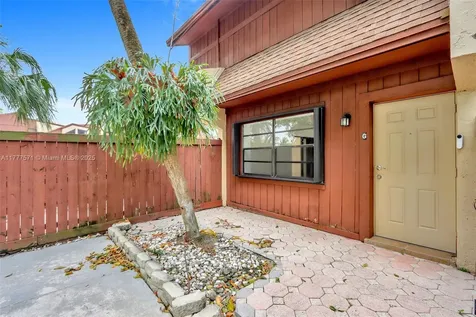 6619 SW 116th Place Miami FL 33173