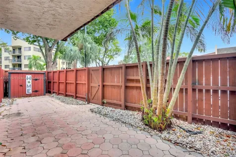 6619 SW 116th Place Miami FL 33173