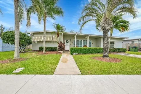 64 NW 19th Street Homestead FL 33030