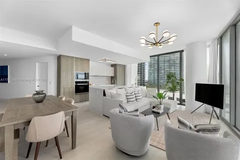 2900 NE 7th Avenue Miami FL 33137