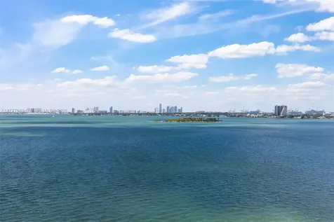 2900 NE 7th Avenue Miami FL 33137