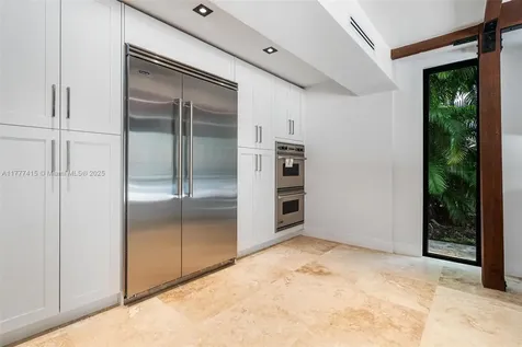 8530 SW 121st Street Miami FL 33156