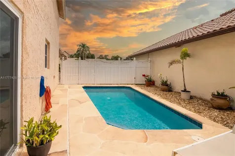 10263 Islander Drive Boca Raton FL 33498