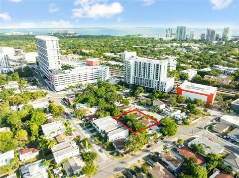 Miami FL 33133