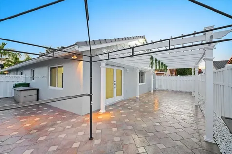 17663 SW 5th Street Pembroke Pines FL 33029
