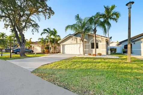 17663 SW 5th Street Pembroke Pines FL 33029