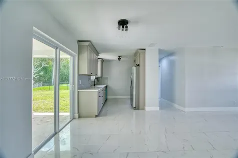 697 Pawnee Street Jupiter FL 33458