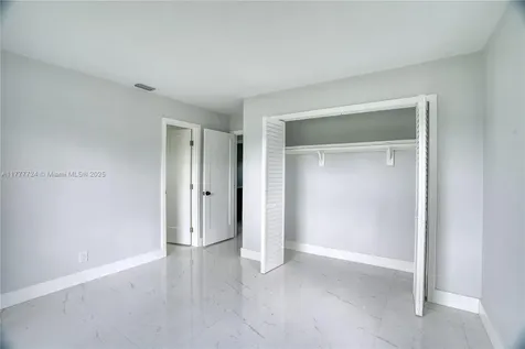 697 Pawnee Street Jupiter FL 33458