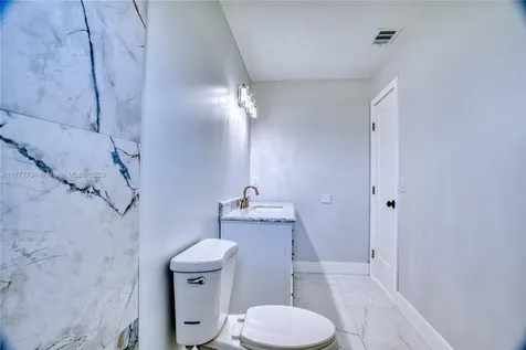 697 Pawnee Street Jupiter FL 33458