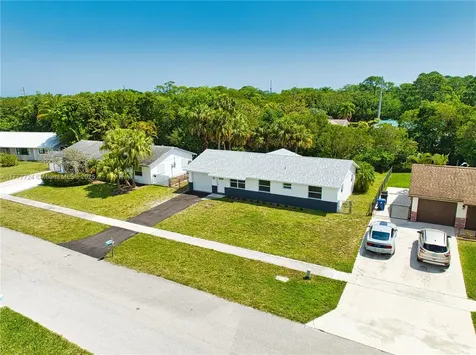 697 Pawnee Street Jupiter FL 33458