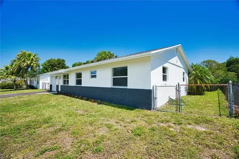 697 Pawnee Street Jupiter FL 33458