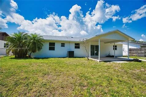 697 Pawnee Street Jupiter FL 33458