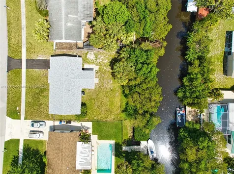 697 Pawnee Street Jupiter FL 33458