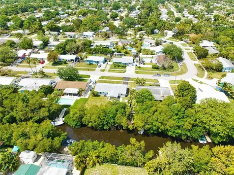 697 Pawnee Street Jupiter FL 33458