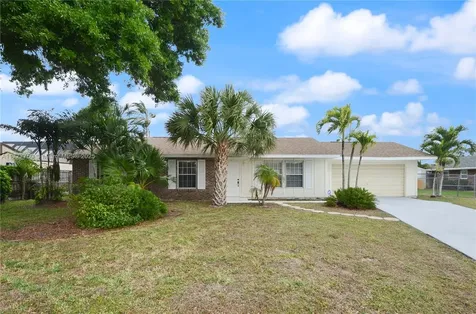 104 W Palmetto Road Lake Worth FL 33467