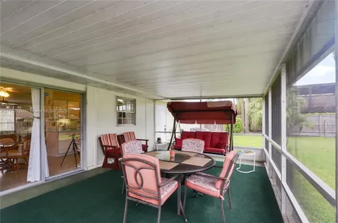 104 W Palmetto Road Lake Worth FL 33467