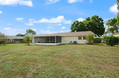 104 W Palmetto Road Lake Worth FL 33467