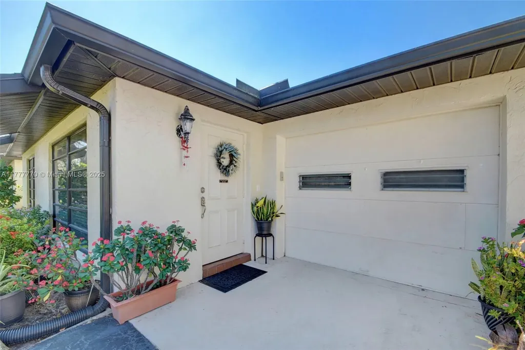 4885 Hawkwood Road Boynton Beach FL 33436