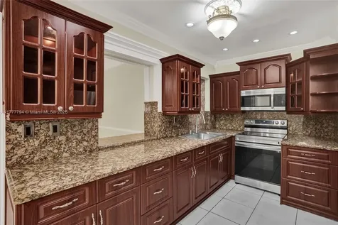 1665 NW 124th Street North Miami FL 33167