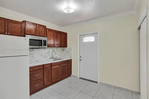1665 NW 124th Street North Miami FL 33167