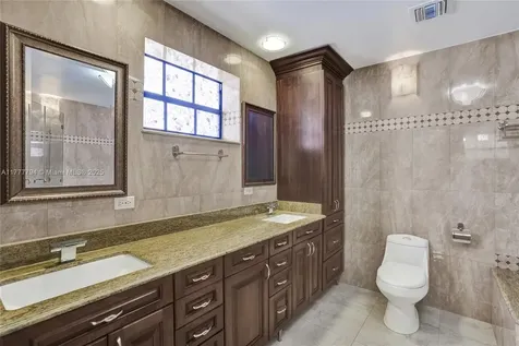 1665 NW 124th Street North Miami FL 33167