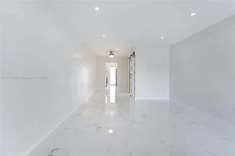 641 Espanola Way Miami Beach FL 33139