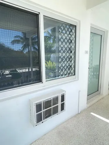 641 Espanola Way Miami Beach FL 33139