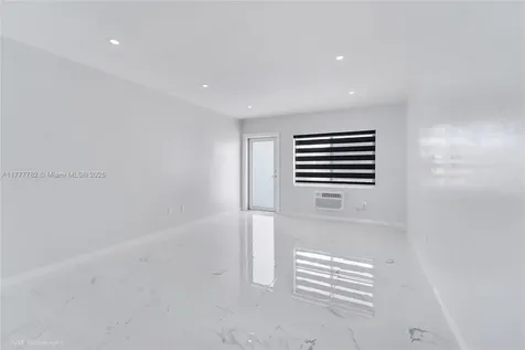 641 Espanola Way Miami Beach FL 33139