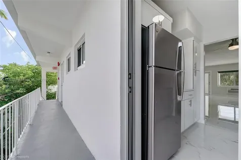 641 Espanola Way Miami Beach FL 33139