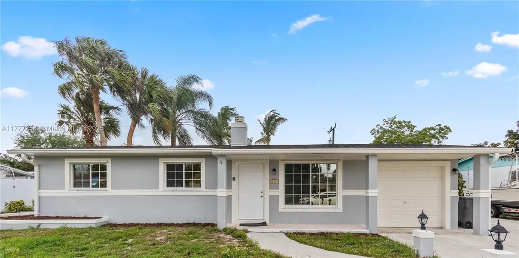 813 Sarazen Drive West Palm Beach FL 33413