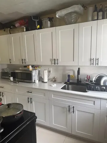 2469 NW 35th Street Miami FL 33142
