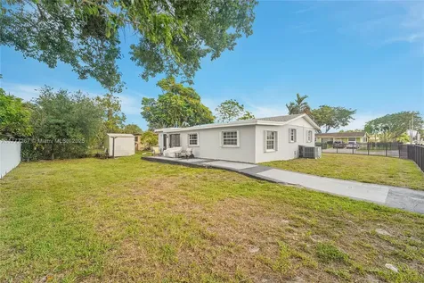 2271 NW 178th Street Miami Gardens FL 33056