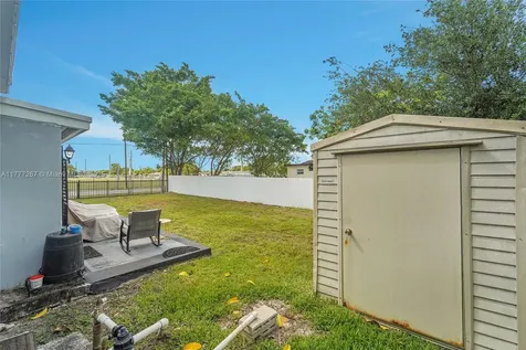 2271 NW 178th Street Miami Gardens FL 33056