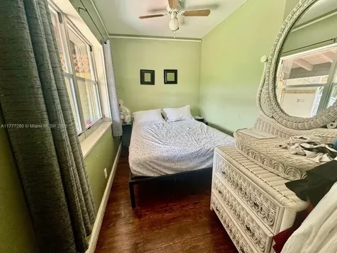1734 Wiley Street Hollywood FL 33020