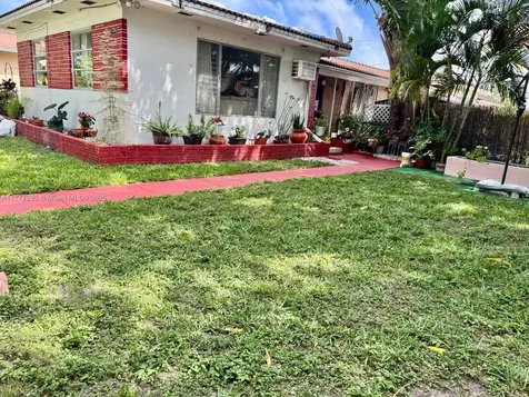 1734 Wiley Street Hollywood FL 33020