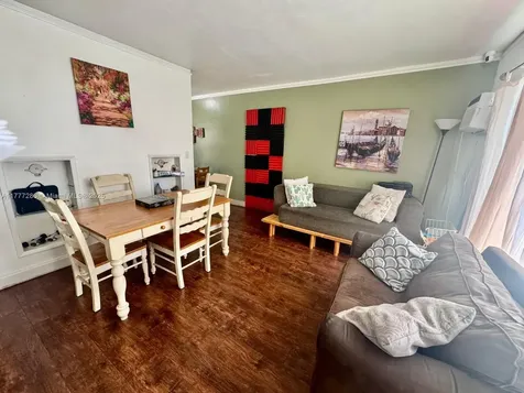 1734 Wiley Street Hollywood FL 33020