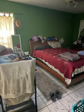 2929 NW 22nd Court Miami FL 33142