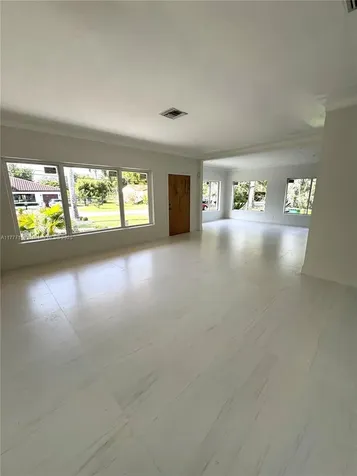 101 NW 86th Street El Portal FL 33150