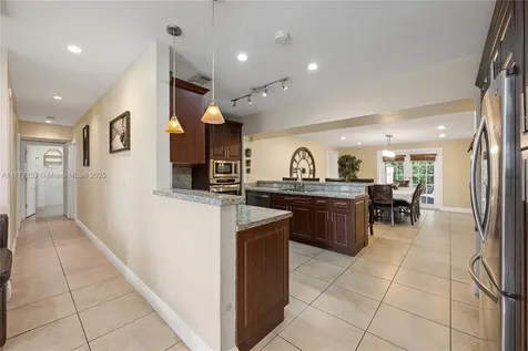 11210 SW 47th Terrace Miami FL 33165