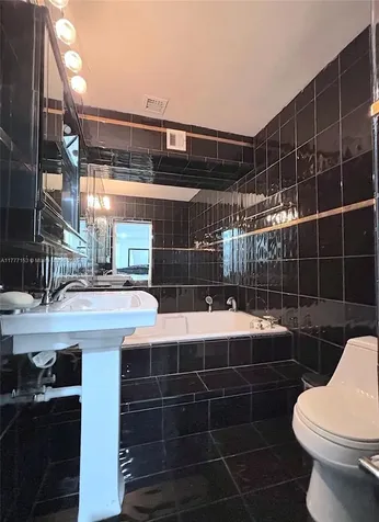 11210 SW 47th Terrace Miami FL 33165