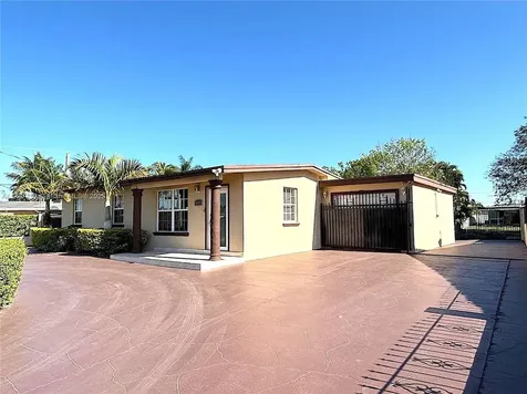 11210 SW 47th Terrace Miami FL 33165