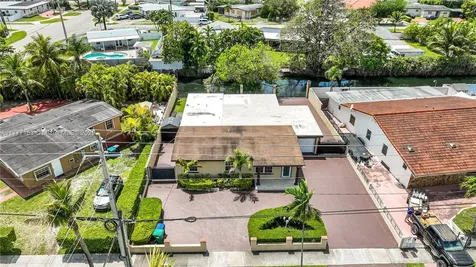 11210 SW 47th Terrace Miami FL 33165