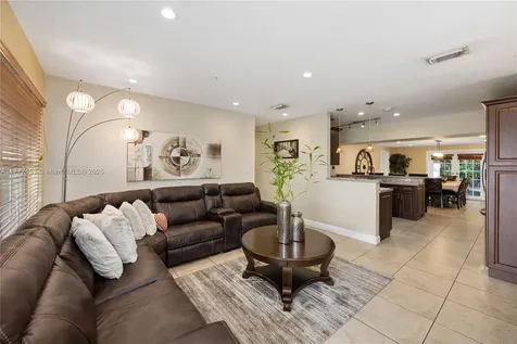 11210 SW 47th Terrace Miami FL 33165