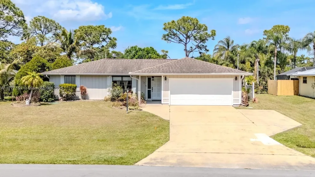 621 SE Voltair Terrace Port St. Lucie FL 34983
