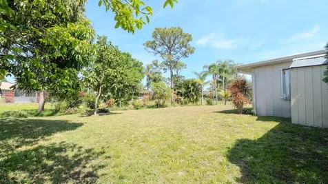 621 SE Voltair Terrace Port St. Lucie FL 34983