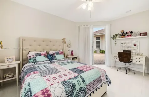 1604 Victoria Pointe Lane Weston FL 33327