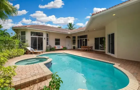 1604 Victoria Pointe Lane Weston FL 33327