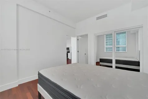234 NE 3rd Street Miami FL 33132