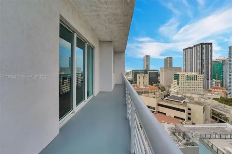 234 NE 3rd Street Miami FL 33132