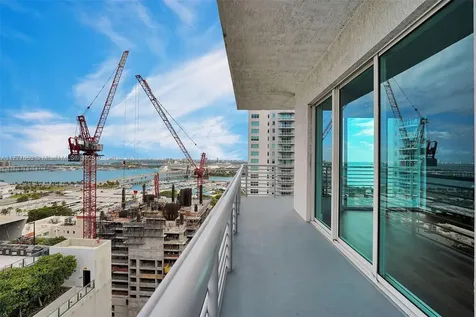 234 NE 3rd Street Miami FL 33132